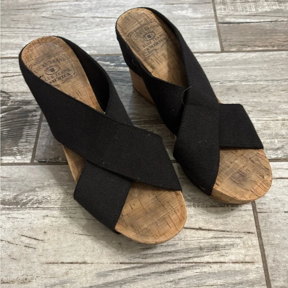 Lucky Brand  Black Strap Open Toe Cork  Wedge Heels size 7.5